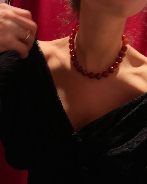 Red carnelian necklace GIA - goes with everything. And for a weird reason it’s true. No matter what Color the outfit or if it’s a shirt or a dress it just looks good ❤️ . . . . . #gemstonenecklace #edelsteinhalskette #beadedgemstonenecklace #beadednecklace #carnelianstone Red Necklace Outfit, Necklace Outfit, 2024 Outfits, Red Carnelian, Carnelian Necklace, Carnelian Stone, Red Necklace, The Outfit, No Matter What