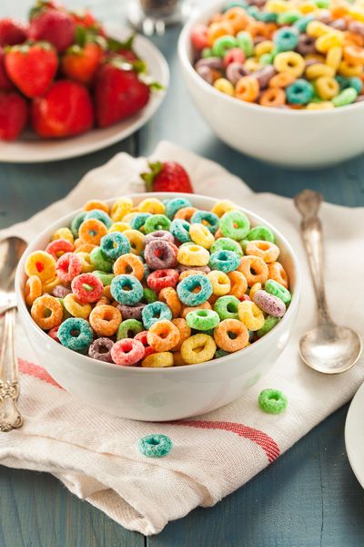 Sereal Sarapan, Fruit Loops Cereal, Menu Sarapan Sehat, Fruit Cereal, Bowl Of Cereal, Fruit Loops, Food Additives, Breakfast Cereal, Foods To Avoid