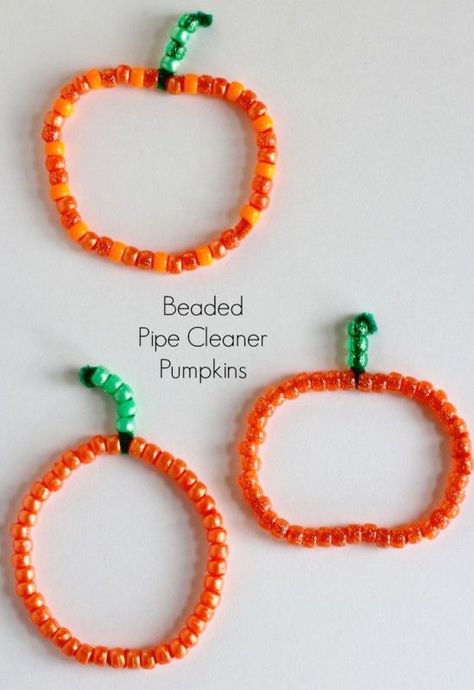 Festive Beaded Pipe Cleaner Pumpkins Pipe Cleaner Pumpkins, Halloweenpyssel Barn, Crafts Kindergarten, Pumpkin Activities, October Crafts, Pumpkin Bead, Halloween Preschool, Manualidades Halloween, Easy Halloween Crafts