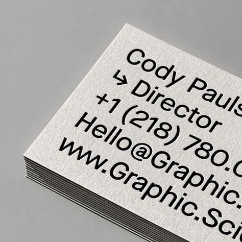 Colorplan on Instagram: "Colorplan Mist with a black foil duplexed to Ebony with a white foil for @graphic.science's business cards, printed by @lunchpress." Email Signature Design Creative, Company Business Card Design, Graphic Designer Business Card, Designer Business Card, Business Card Gallery, Colorplan Paper, Email Signature Design, Design Business Cards, Visit Card