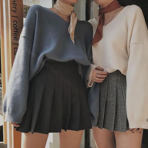 Skirts Outfits Black Women, Black Women Sneakers, Neck Sweater Outfit, Bff Outfits Matching, Outfits Black Women, Skirts Outfits, Tennis Skirt Outfit, Sweater Outfit, Korean Girl Fashion