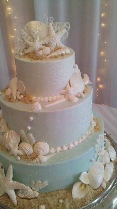 2014 beach wedding seashells and starfish cake, layered beach wedding cake. Beach Theme Wedding Cakes, Wedding Cake Tops, Sea Cakes, Altar Flowers, Beach Cakes, Beach Wedding Cake, Wedding Cake Table, Themed Wedding Cakes, Wedding Cake Decorations