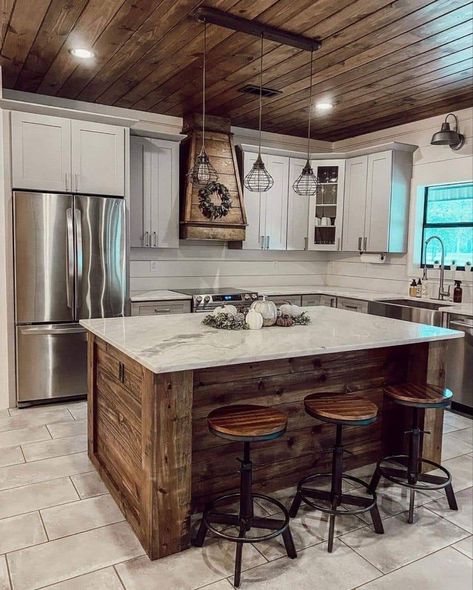 Kitchen With An Island, Farmhouse Kitchen Inspiration, Western Kitchen, Barn Kitchen, Farmhouse Kitchen Design, Rustic Farmhouse Kitchen, Funny Story, Gorgeous Kitchens, Barn House Plans