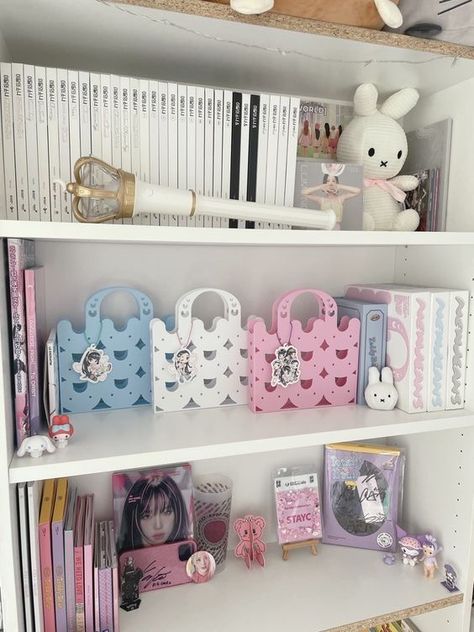 Interior Design 101, Kpop Albums Shelf, Tips Interior Design, Interior Design Course, Interior Design Guide, Design 101, Pinterest Room Decor, Room Deco, Room Desk