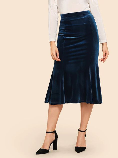 70s Solid Fishtail Hem Velvet Skirt | SHEIN Velvet Skirts, Glitters Skirt, Latest Skirts, Fishtail Skirt, Velvet Skirt, Women Skirts, Ocean Water, Skirts Online, Skirts And Dresses