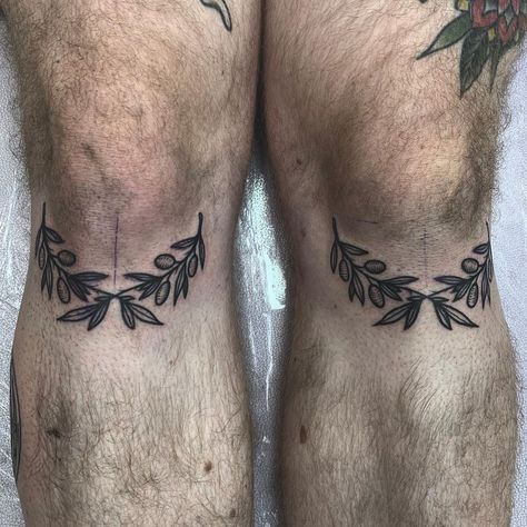 Knee Vine Tattoo, Matching Knee Tattoos, Lower Knee Tattoo, Knee Frame Tattoo, Top Of Knee Tattoo, Under Knee Tattoo, Kneecap Tattoo, Knee Cap Tattoo, Above Knee Tattoo