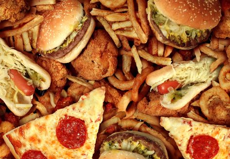 27 People Confess To The “Fattest Thing”... Makanan Cepat Saji, بذور الشيا, Greasy Food, Bad Food, Diet Vegetarian, High Fat Diet, Idee Pasto Sano, Foods To Avoid, Unhealthy Food