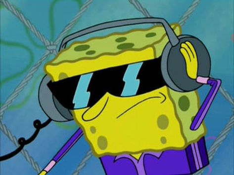 DJ Spongebob Croquis, Spongebob Funny Pictures, Spongebob Faces, Spongebob Pics, سبونج بوب, Playlist Covers Photos, Music Cover Photos, Best Song, Spongebob Funny