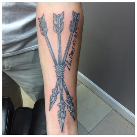 Quiver Tattoo, Tooled Leather Tattoo, Arrows Tattoo, Native Indian Tattoos, Quiver Of Arrows, Leather Tattoo, Warrior Tattoo Sleeve, Boys Tattoo, Indian Tattoos