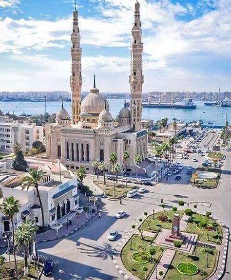 beautiful Port Said @nouiley Manarola Italy, Port Said, Beautiful Mosques, Holiday Places, Islamic World, Islamic Architecture, Beautiful Places In The World, Luxor, Live Love