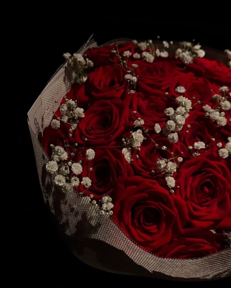 @beyondbloom.co 30 Naomi’s and gypsophila Made for @rasiq_7 - - - - - #redroses #rose #wedding #gypsophila #london #explore #flower Wedding Gypsophila, Gypsophila Bouquet, Luxury London, Rose Wedding, Red Roses, Florist, Roses, London, Flowers