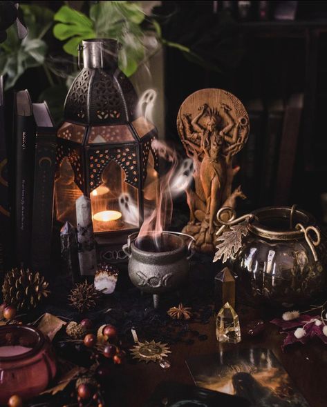 Dark Shaman, What Element Are You, Cottage Witch Aesthetic, Witch's House, Witchcraft Altar, Witchy Room, Greek Goddesses, Witch Cottage, Ancient Goddesses