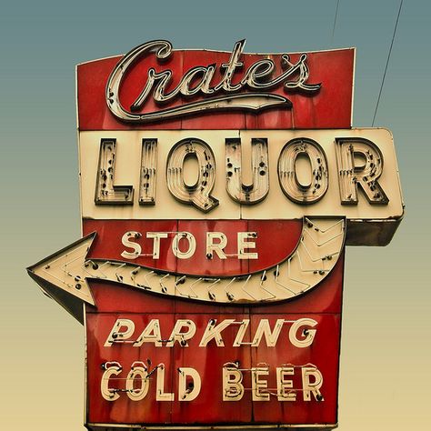 A fresh start to a better life Liquor Store Ideas, Red Bank, Cocktails Sign, Vintage Neon Signs, Retro Sign, Vintage Tin Signs, Store Ideas, Old Signs, Vintage Type