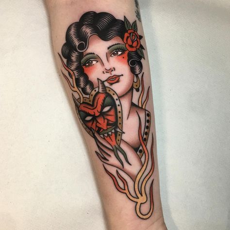 👹🔥 muchas gracias @lauren_is_a_cat 🙏😘 Hecho en @amordemadretattoogr 🖤 #tattoo #traditionaltattoo #oldshooltattoo #oldlines #colortattoo… | Paola Fernández (@paola.fdz) no Instagram Traditional Tattoo Woman Face, Spain Tattoo, Traditional Tattoo Girls, Traditional Tattoo Woman, Face Tattoos For Women, Devil Tattoo, Mask Tattoo, Pin Up Tattoos, Traditional Tattoo Art