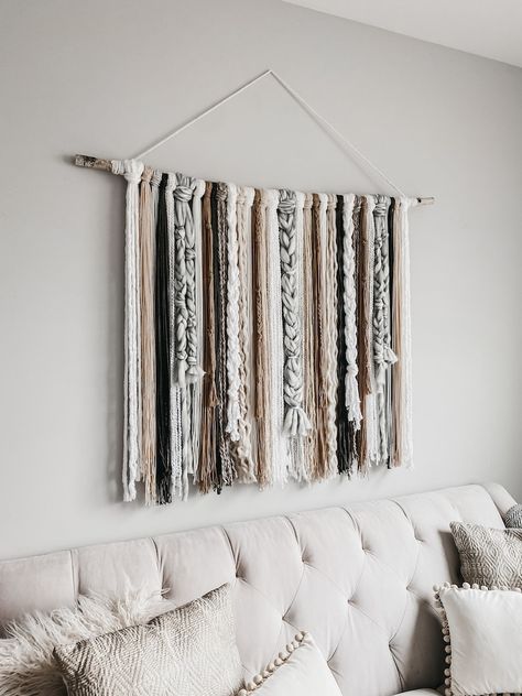 Diy Wall Hanging Yarn, Decorate Home, Yarn Hanging, Yarn Wall Art, Modern Wall Hanging, Yarn Wall, Macrame Wall Hanging Diy, Yarn Wall Hanging, Wall Hanging Diy