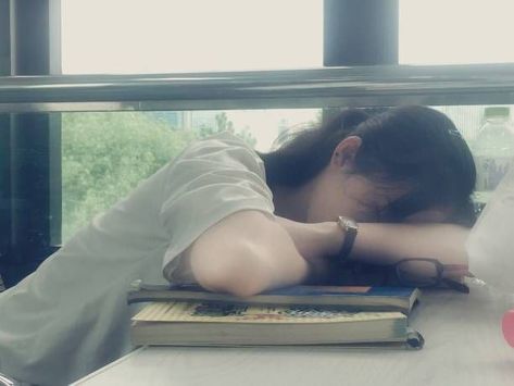 No more explanation Sleep In Classroom Aesthetic, Burnout Student Aesthetic, Tired Student, School Break, Girl Sleeping, Phone Inspiration, Ap Art, School Motivation, Art Practice