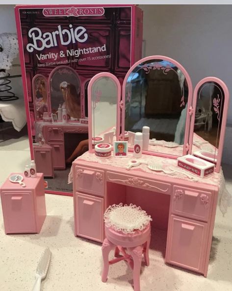 80s Barbie Furniture, 1980s Barbie Furniture, Original Barbie Doll Outfits, 80s Nightstand, Vintage Barbie House, Barbie Branding, Barbie Bedroom Set, Doll House Barbie, Nightstand Vintage