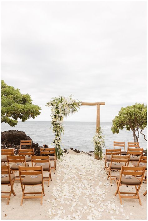 Four Seasons Wedding, Honolulu Wedding, Small Beach Weddings, Simple Beach Wedding, Beachy Wedding, Costa Rica Wedding, Tulum Wedding, Hawaii Elopement, Dream Destination Wedding