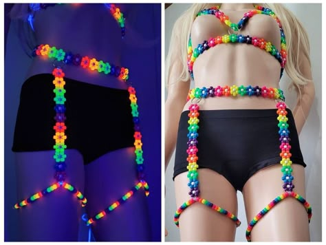 Kandi Thigh Garter, Kandi Belt Chain Tutorial, Kandi Belt Chain, Diy Pride Outfit, Diy Rave Clothes, Kandi Garter, Kandi Skirt, Kandi Outfits, Kandi Clothes