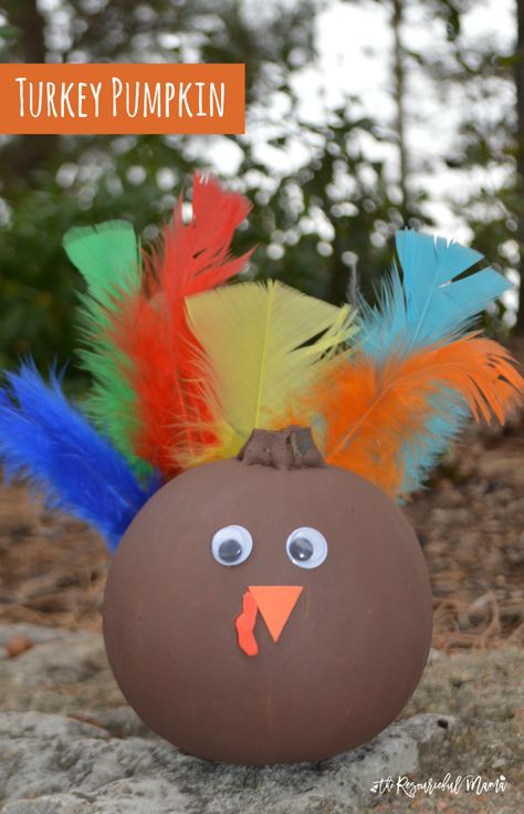 Prek Thanksgiving, Library Decorations, Turkey Crafts Kids, Preschool Thanksgiving, Kids Holidays, Turkey Pumpkin, Turkey Crafts, Library Display, Thanksgiving Preschool