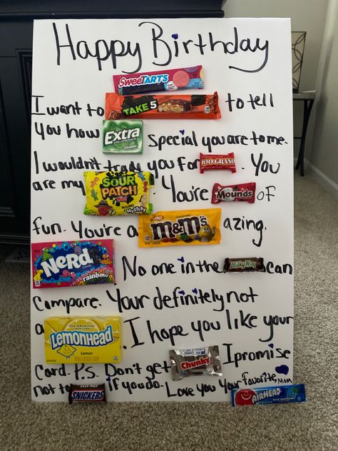 18th Birthday Candy Poster, Candy Poster Board, Birthday Candy Poster, Candy Birthday Cards, Candy Posters, Homemade Birthday Gifts, Poster Boards, Bestie Stuff, Candy Board