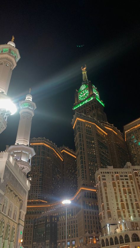 Mecca big green clock at night instagram aesthetic 

https://instagram.com/s4turnae?igshid=YmMyMTA2M2Y= Green Islamic Aesthetic, Mekkah Aesthetic, Mecca Aesthetic, Arabic Vibes, Islamic Places, Mecca Medina, Green Clock, Mecca Wallpaper, Beautiful Mosques