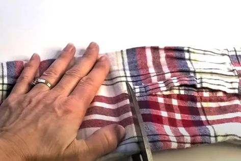 In this tutorial, I’m going to be upcycling a shirt I found in the thrift store. Follow along and see how easy upcycling flannel shirts can be! Flannel Shirt Crafts, Upcycle Flannel Shirt Diy, Diy Flannel Shirt Refashion, Mens Flannel Shirt Refashion, Flannel Refashion, Upcycled Clothing Tutorial, Flannel Upcycle, Clothing Makeovers, Flannel Shirt Refashion