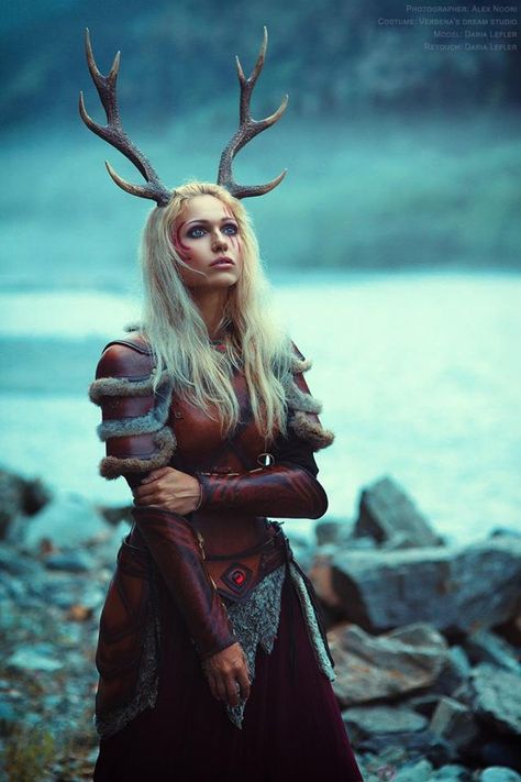 Hutuk Avasa - Deer Woman by Alex Noori Daria Lefler, Deer Woman, Cornelia Hale, Medieval Aesthetic, Dream Fantasy, Female Armor, Fairies Elves, Fantasy Setting, Warhammer Fantasy