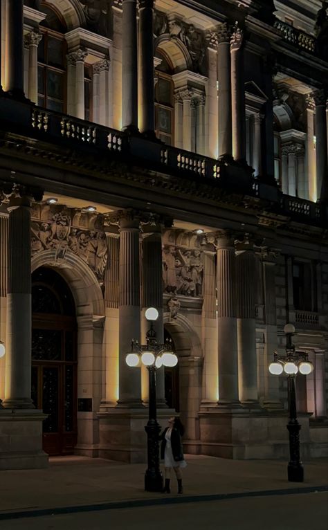 Rooftop Building Night, Classy Night Aesthetic, Sallycore Aesthetic, Buildings At Night Aesthetic, Glasgow Aesthetic Night, Glasgow At Night, Soft Night Aesthetic, Dark Parisian Aesthetic, Late Night Street Aesthetic