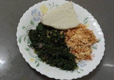 Recipe: Perfect Ugali, Sukuma wiki with scrambled eggs New Recipes To Try, Grilled Rice, Fried Tilapia, Piece Of Pizza, Scrambled Eggs Recipe, Wholesome Snacks, Kale Recipes, Roasted Meat, Recipes To Try