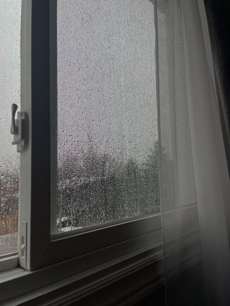 Rain And Snow Aesthetic, Raining View From Window, Rain Through The Window, Rainy Day Window Aesthetic, Rainy Winter Aesthetic, Winter Window Aesthetic, Snow Outside Window, Winter Rain Aesthetic, Rain Out The Window