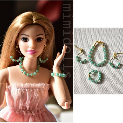 Barbie Jewellery, Doll Clothing Patterns, Barbie Jewerly, Doll Hairstyles, Barbie Diy Accessories, Barbie Jewelry, Outfits Jewelry, Accessoires Barbie, Barbie Knitting Patterns