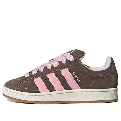 The Adidas Originals Campus 00s 'Dust Cargo Clear Pink' is a modern take on the iconic 80s silhouette. Featuring a unique colorway of Dust Cargo, Clear Pink and Cloud White, this sneaker is perfect for any occasion. The design is inspired by the spirit of the holidays, making it a great choice for those special moments with your loved ones. With its timeless style and classic look, this sneaker is sure to be a hit for years to come. Whether you're out for a night on the town or just running erra Campus Adidas, Adidas Campus 00s, Dr Shoes, Pretty Shoes Sneakers, Quoi Porter, Shoe Wishlist, Adidas Shoes Women, Sneakers Mode, Adidas Campus