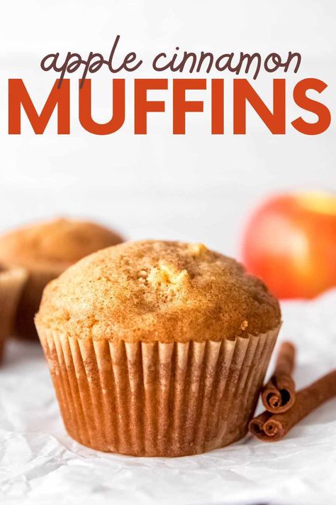 Bake these apple cinnamon muffins today! They are fluffy, packed with fresh fruit, and perfect for any time of day. Cinnamon Muffins Recipe, Apple Cinnamon Muffins Recipe, Best Apples For Baking, Apple Cinnamon Muffins, Spice Muffins, Cinnamon Muffins, Sweet Muffin, Apple Muffins, Nutritious Breakfast