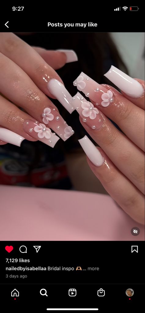 Ombré 3D Flowers acrylic nails Simple White Flower Nails, Quinceanera Nails, Girly Acrylic, Milky Nails, Graduation Nails, Spring Acrylic Nails, Girly Acrylic Nails, White Acrylic Nails, Cute Acrylic Nail Designs