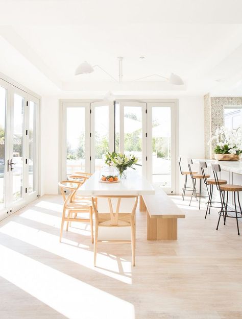 White dining room decor