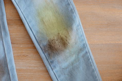 How To Remove Grass, Grass Stains, Laundry Stains, Liquid Laundry Detergent, Sweat Stains, Laundry Liquid, Dirt Stains, St Vincent, Hydrogen Peroxide