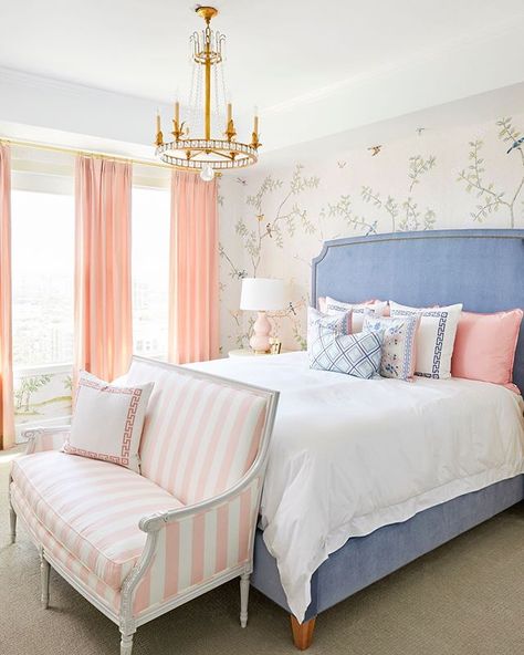 Caitlin Wilson (@caitlinwilsondesign) • Instagram photos and videos Kid Spaces, Chinoiserie Mural, Caitlin Wilson, Tall Bed, Big Girl Rooms, Upholstered Headboard, New Classic, My New Room, Decoration Design