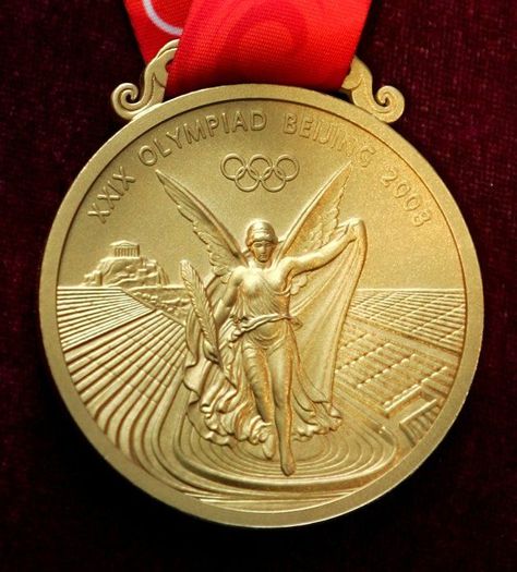 Olympic gold Medal 20 Olympic Winners, Swimming Medals, Medal Design, Sports Medals, Olympic Swimming, Beijing Olympics, Olympic Gold Medals, Paralympic Games, Olympic Medals