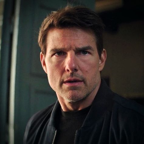 #MissionImpossibleFallout #TomCruise Mission Impossible Fallout, Ethan Hunt, Men's Facial Hair, Mens Facial Hair Styles, Miles Teller, Face Reference, Mission Impossible, Skyfall, Golden Girl