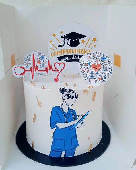 Cake For Nurse Graduation, Graduation Nurse Cake, Nurse Cake Design, Nurse Cake Ideas Graduation, Cake For Nurse, Nurse Theme Cake, Nurse Cake Ideas, Cake For A Nurse, Nurse Birthday Cake