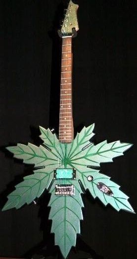 Infant Annihilator, Instruments Art, Electric Guitar Design, Guitar Obsession, Unique Guitars, Cool Electric Guitars, Rock N’roll, Beautiful Guitars, Guitar Art