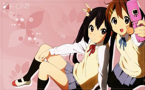 Azusa Yui, 2000s Art, Charmmy Kitty, Moe Anime, Cute Laptop Wallpaper, K On, Cute Headers, Cover Wallpaper, Cute Desktop Wallpaper