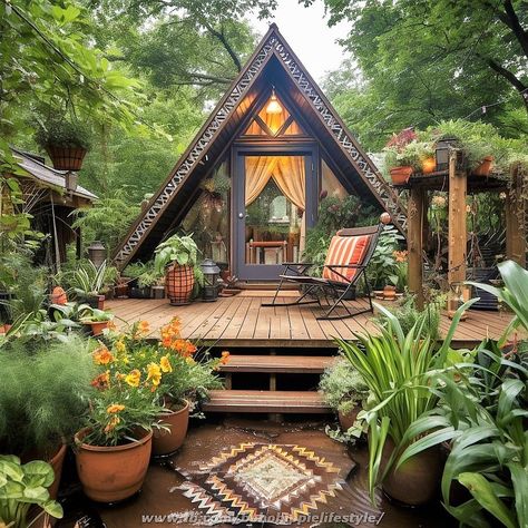 Looking to bring some bohemian flair into your space? Check out these 10 Bohemian Decor Ideas for a chic and cozy home. From vibrant textiles to eclectic furniture, these tips will help you create a boho-inspired oasis in your living space. Embrace the free-spirited and laid-back vibe of bohemian decor with these stylish and unique ideas. Gothic Tiny House, Witchy Home Aesthetic, Shed Tiny Home, Nature Room, Garden Cabins, Boho Lifestyle, Hippie Homes, Eclectic Furniture, Boho House