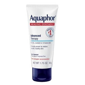 Aquaphor Healing Ointment, Extremely Dry Skin, Scrub Corpo, Healing Ointment, Healing Therapy, Cracked Skin, Lip Moisturizer, Irritated Skin, Skin Protection