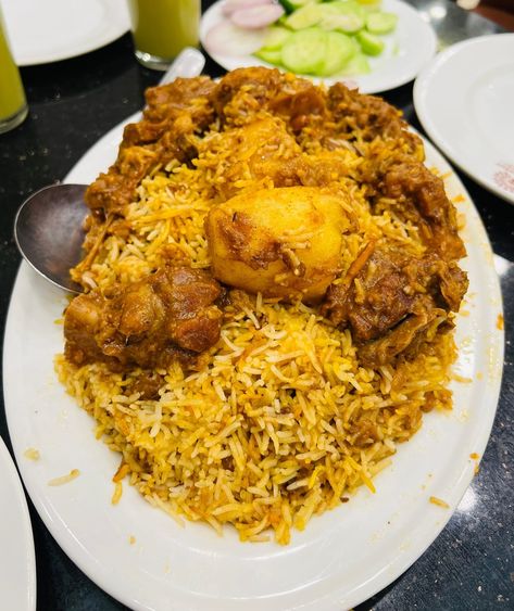 Best Kacchi in Dhaka: A Culinary Guide to the Top Kacchi Biryani Restaurants - MyDrom Kacchi Biryani, Best Small Business Ideas, Best Hospitals, Historical Landmarks, Restaurant Offers, Cooking Method, Cooking Techniques, Biryani, The Taste