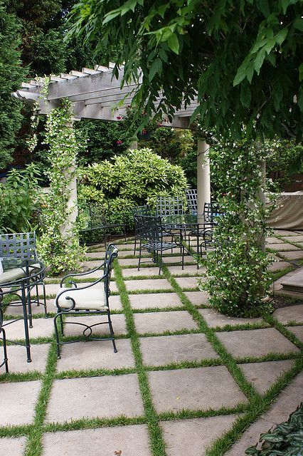 Backyard Pavers, Grass Pavers, Pavers Backyard, Garden Tiles, Backyard Renovations, Patio Tiles, Pergola Patio, Garden Pathway, Outdoor Inspirations