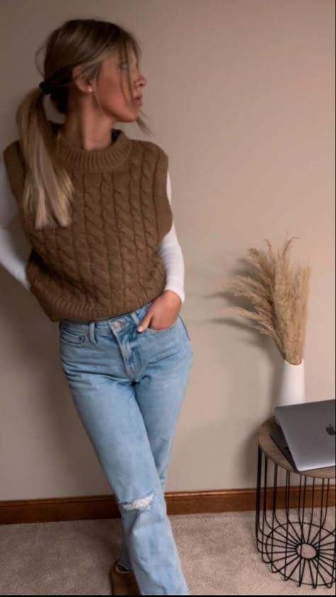 Fall Outfits With Sweater Vests, Light Brown Outfit Aesthetic, Thanksgiving Outfit Sweater Vest, Sweater Vest Photoshoot, Light Brown Sweater Vest Outfit, Brown Button Up Sweater Outfit, Sweater Vest Jeans Outfit, Brown Sweater Vest Outfits For Women, Tan Sweater Vest Outfits For Women