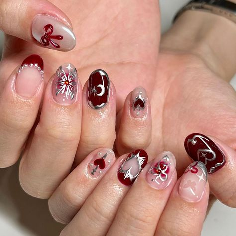 we love a good burgundy⋆𐙚₊˚⊹♡ | Instagram Nail Education, Burgundy Nail Designs, Fake Nails Designs, Hippie Nails, Punk Nails, Edgy Nails, Grunge Nails, Casual Nails, Pretty Gel Nails