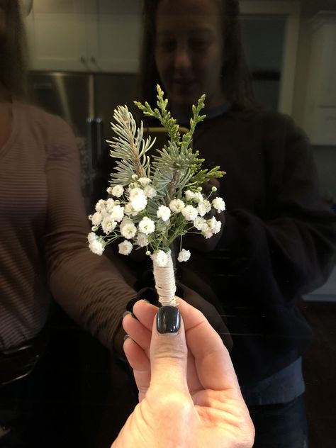 Winter Greenery Wedding Bouquet, Winter Wedding Bouquet Bridesmaid, Bridal Bouquet Winter Simple, Fir Wedding Bouquet, December Bouquet Wedding, Winter Boutineer Ideas, Winter Wedding Bridal Bouquet, Cedar Wedding Bouquet, Pine Themed Wedding